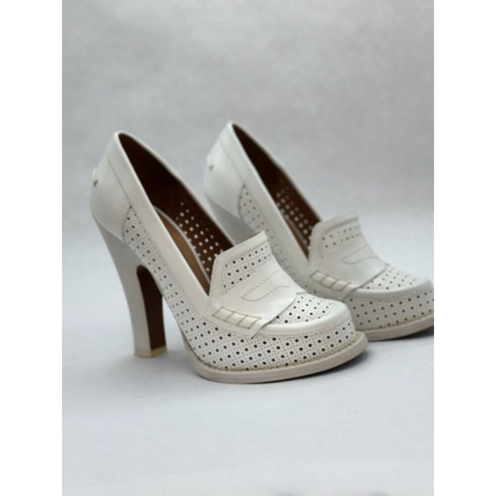 Rochas White Perforated Calf Leather Loafer Pumps 38.5